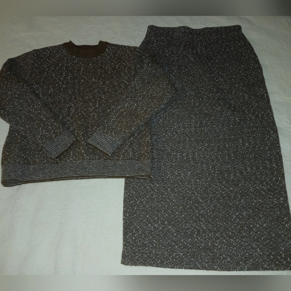 ❄️Doncaster Two Piece Speckled Brown Sweater Skirt Set Size M